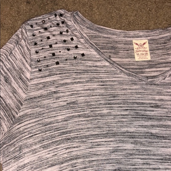 Faded Glory Long Sleeve. - Picture 5 of 5